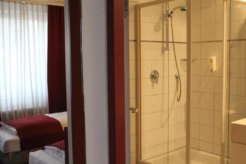 Leomar Hotel Ульм Экстерьер фото