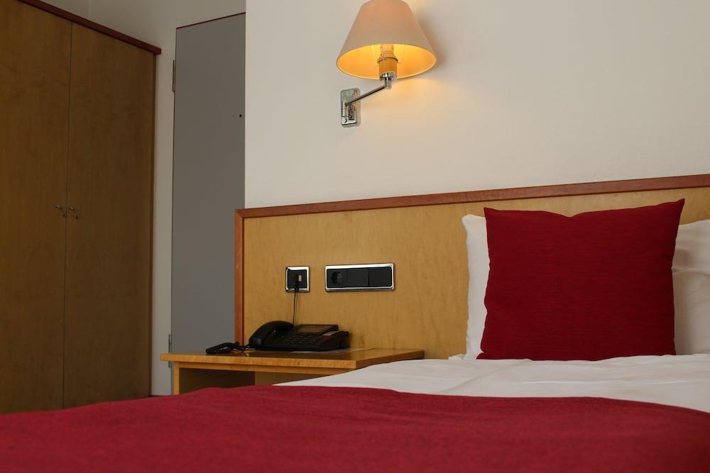 Leomar Hotel Ульм Экстерьер фото