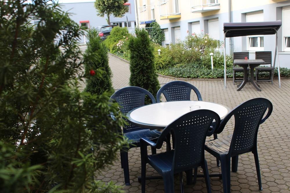Leomar Hotel Ульм Экстерьер фото