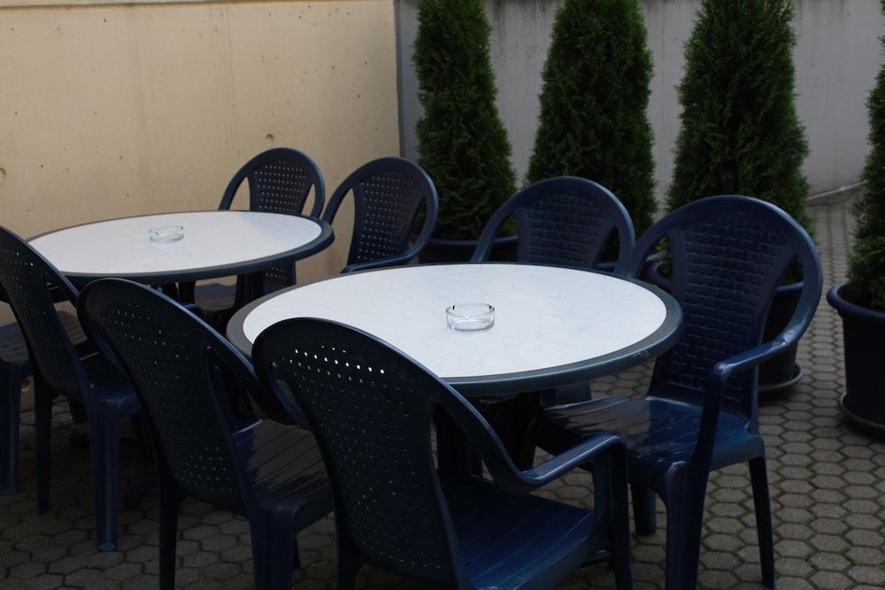 Leomar Hotel Ульм Экстерьер фото
